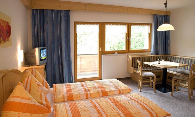 St. Ulrich Am Pillersee Apartment | 2-3 person apartment "Scharti 1" - Apartment house Schartental