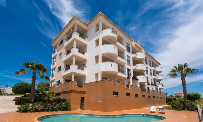 Albardeira Apartment | 2 bed, 2 bath spacious apartment with shared pool and sea view.