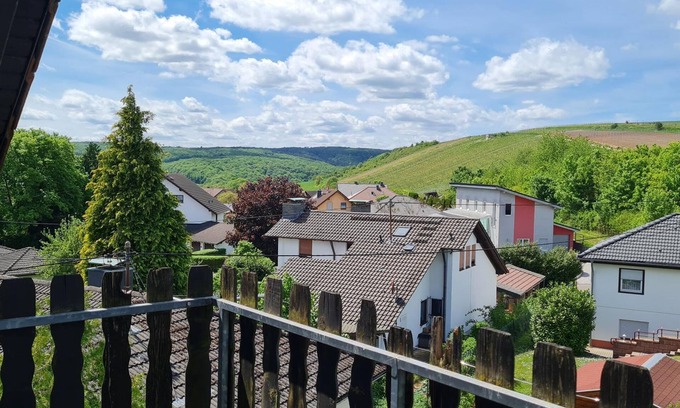 Burgsponheim Apartment | 2-bed apartment (30 sqm) - cloister garden - winery and holiday apartment Erbacher Hof