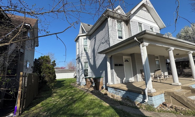 Columbus Apartment | 2-bed apartment/Downtown Columbus/parking/WiFi/LOCATION! LOCATION!