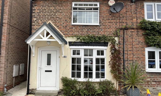 Bawtry Cottage | 2 Bed Cottage - Central Bawtry & Exquisitely Furnished