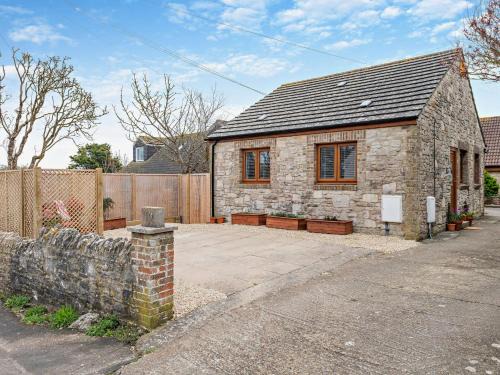 Southwell House | 2 Bed in Portland 94598
