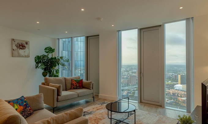 Castlefield Apartment | 2 Bed Luxury Apartment with Stunning City Views in the Heart of Manchester
