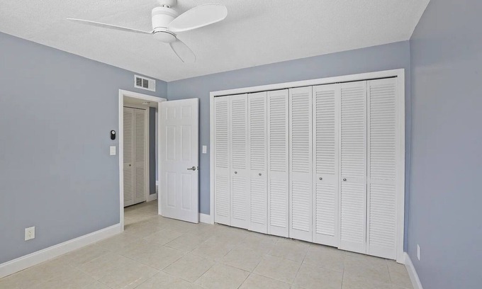 Island Estate Condo | 2 bed one bath/furnished, laundry on site carport pool boat docks in clearwater