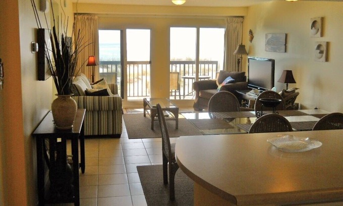 Sunnyside Condo | 2 Bedroom-1st Floor/Ocean Front- Book for Fall -1st floor-Sale Rates
