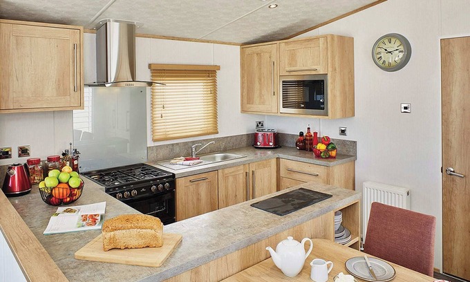 Cresswell House | 2 bedroom accommodation in Cresswell beach
