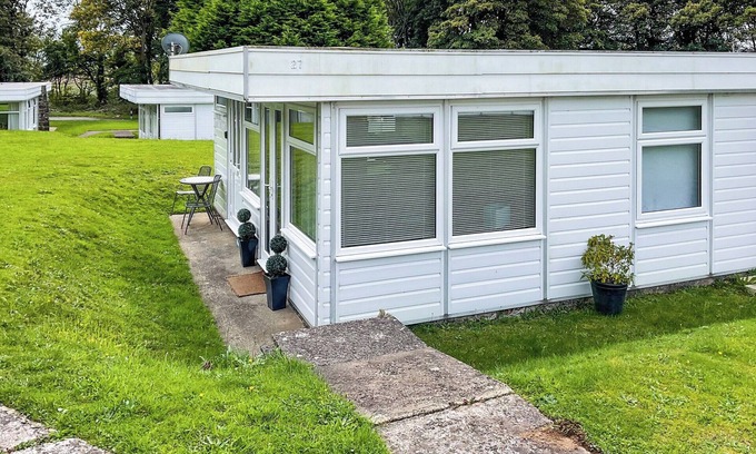 Haverfordwest Cottage | 2 bedroom accommodation in Roch, near Haverfordwest