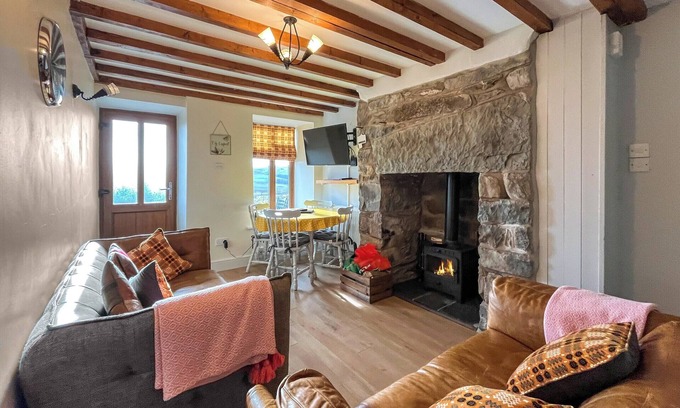 Cwmtirmynach Cottage | 2 bedroom accommodation in Betws-Y-Coed