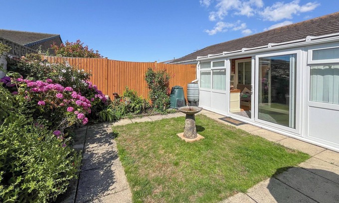 Pagham Cottage | 2 bedroom accommodation in Bognor Regis