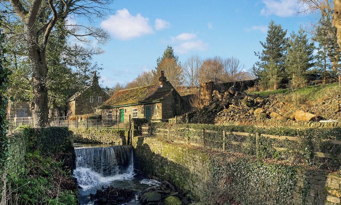 Chesterfield Cottage | 2 bedroom accommodation in Chesterfield