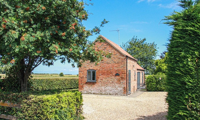 Terrington Saint Clement Cottage | 2 bedroom accommodation in Terrington St Clements, near King’s Lynn