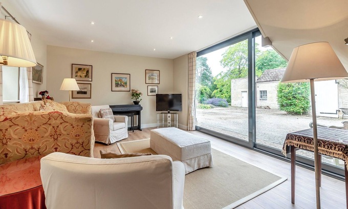 Old Somerby Cottage | 2 bedroom accommodation in Lenton, near Grantham