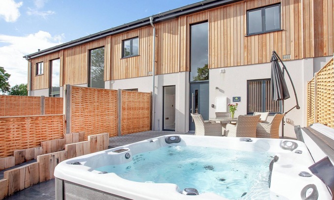 Over Stowey Cottage | 2 bedroom accommodation in Over Stowey, near Bridgwater