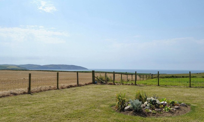 Port Logan Cottage | 2 bedroom accommodation in Port Logan