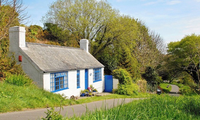 Fishguard Cottage | 2 bedroom accommodation in Fishguard