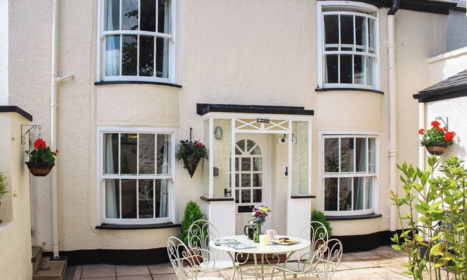 Shaldon Cottage | 2 bedroom accommodation in Shaldon, near Teignmouth