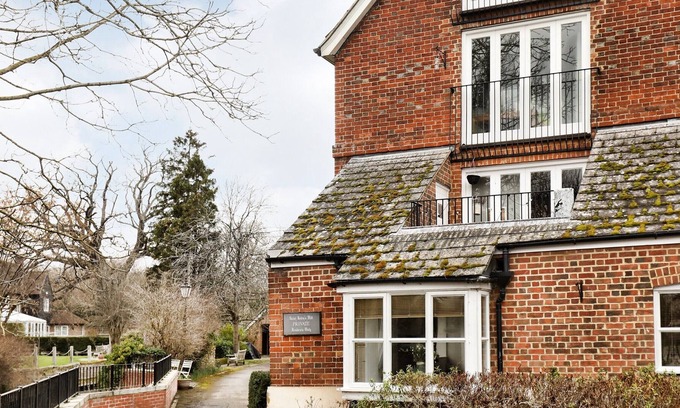 Abingdon Cottage | 2 bedroom accommodation in Abingdon-on-Thames, near Oxford