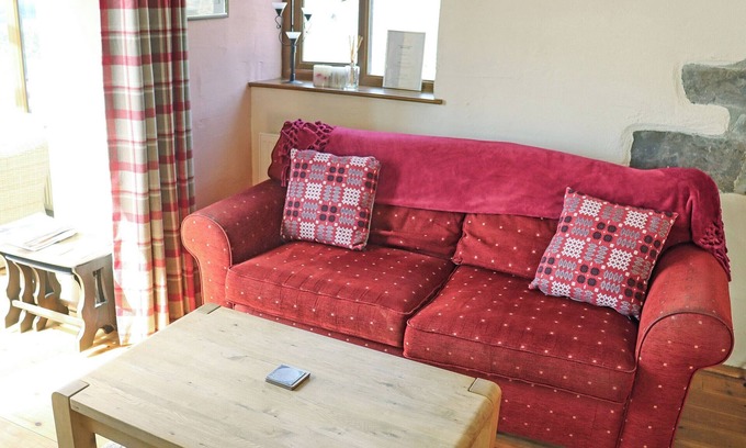 Ludchurch Cottage | 2 bedroom accommodation in Ludchurch, near Narberth