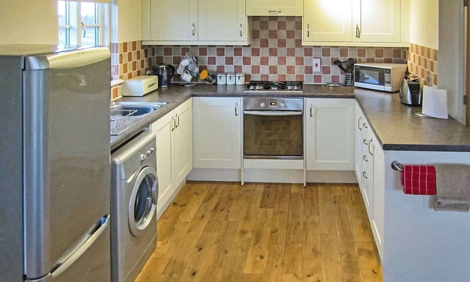 Palgrave Ski Chalet | 2 bedroom accommodation in Palgrave, Diss