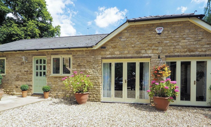 Fulbeck Cottage | 2 bedroom accommodation in Fulbeck, near Grantham