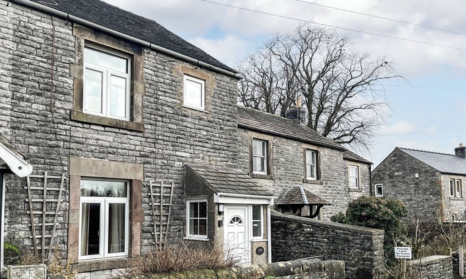 Monyash Cottage | 2 bedroom accommodation in Monyash