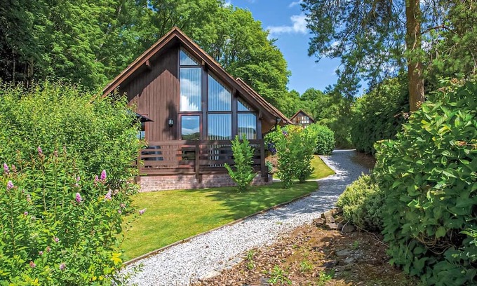 Waterrow Ski Chalet | 2 bedroom accommodation in Waterrow, Wiveliscombe