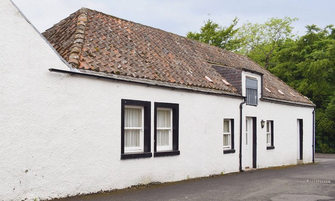 Pool of Muckhart Cottage | 2 bedroom accommodation in Muckhart, near Gleneagles