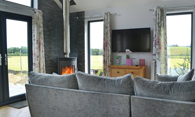 Kendal Cottage | 2 bedroom accommodation in Burneside, near Kendal