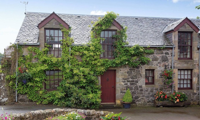 Kinross Cottage | 2 bedroom accommodation in Kinross, near Perth