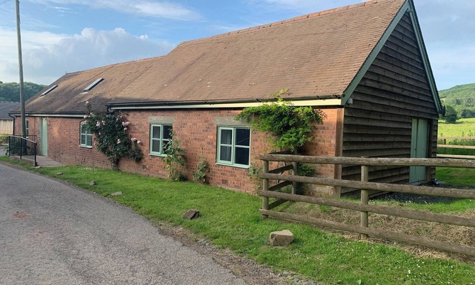 Angelbank Cottage | 2 bedroom accommodation in Ludlow