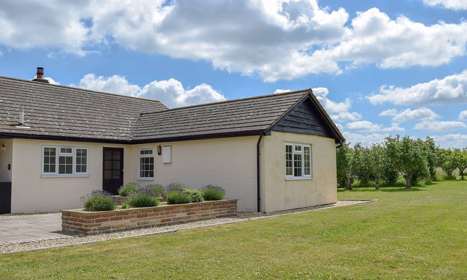 Upton Cottage | 2 bedroom accommodation in Upton, Didcot