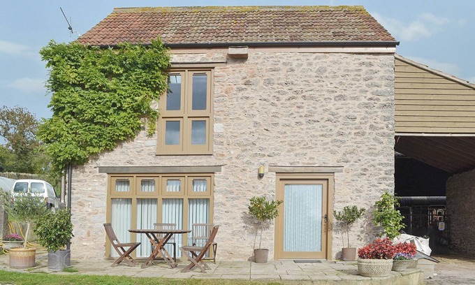 Wells Cottage | 2 bedroom accommodation in Westbury Sub Mendip, near Wells
