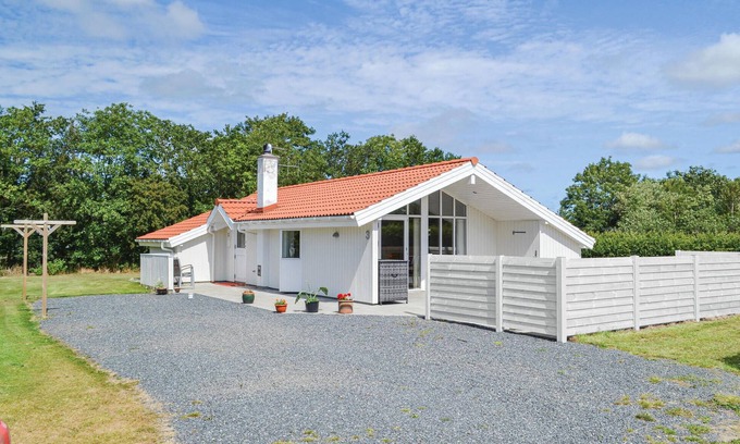 Bork Havn House | 2 bedroom amazing home in Hemmet