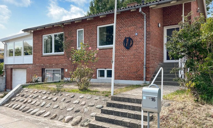 Asaa House | 2 bedroom amazing home in Asaa