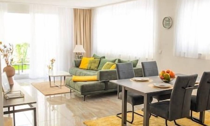 Radolfzell am Bodensee Apartment | 2-bedroom apartment, new building, 72 sqm, parking, elevator