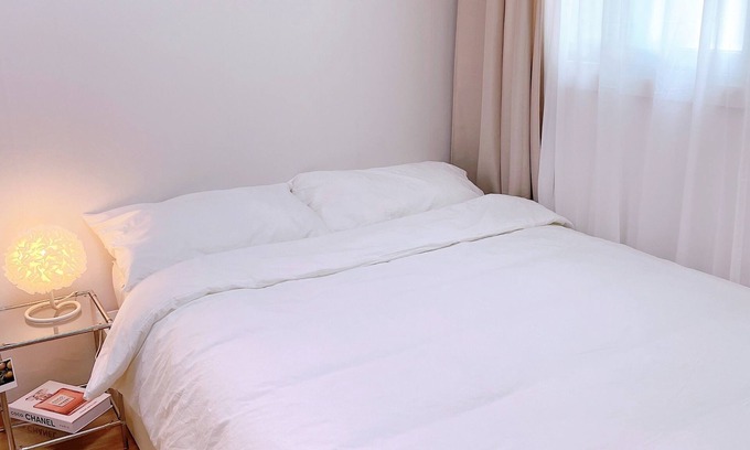 Yongsan-gu Apartment | 2-bedroom apartment in enjoyable Seoul,Itaewon with WiFi, AC