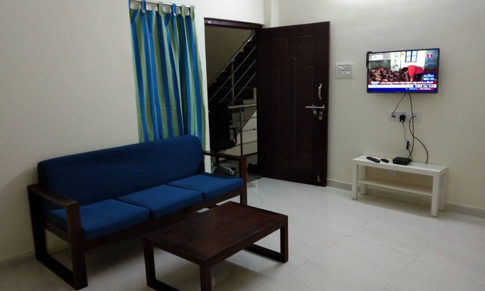 Banjara Hills Apartment | 2 Bedroom Apartment near Basavatarakam Indo American Cancer Hospital.