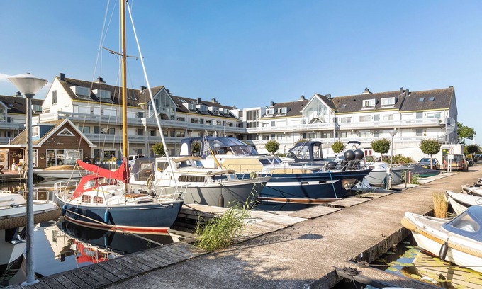 Municipality of Stichtse Vecht Apartment | 2 bedroom apartment in breukelen