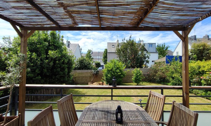 Lanester Apartment | 2-bedroom apartment with garden and sun terrace ☀️