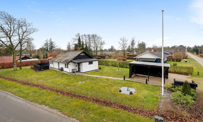 Skaven Strand House | 2 bedroom beautiful home in Tarm