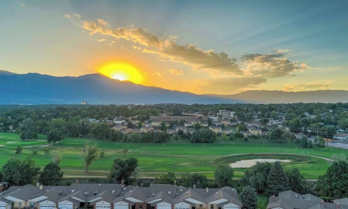 Southeast Colorado Springs Condo | 2-bedroom condo in delightful Colorado Springs, WiFi, fitness room, heated pool