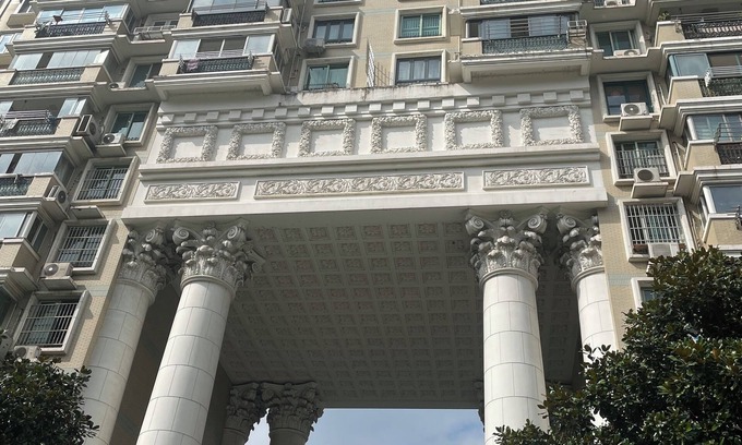 Minhang Apartment | 2-bedroom condo in fantastic Shanghai with Free WiFi, AC