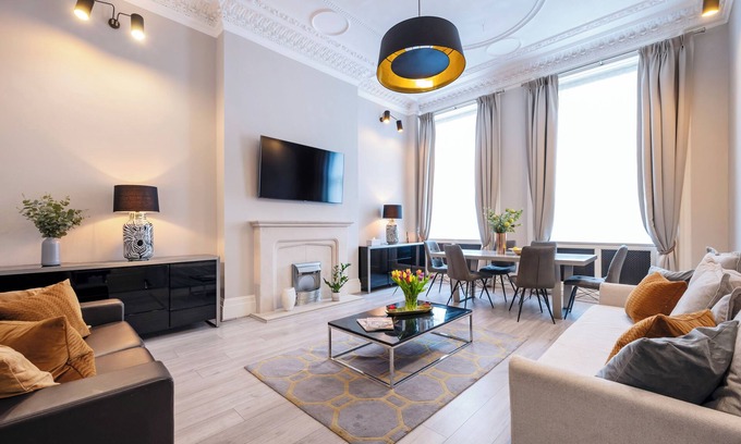 Bayswater Apartment | 2 Bedroom Contemporary Victorian Apartment London