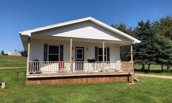 York Cottage | 2 Bedroom Cottage
