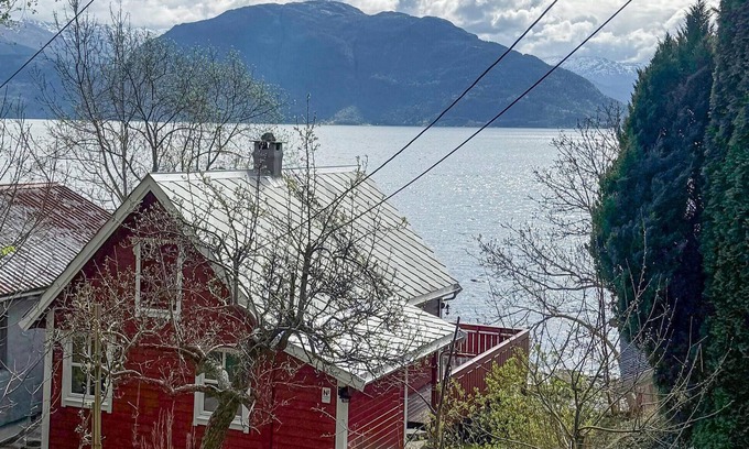 Ytre Alvik House | 2 bedroom cozy home in ålvik