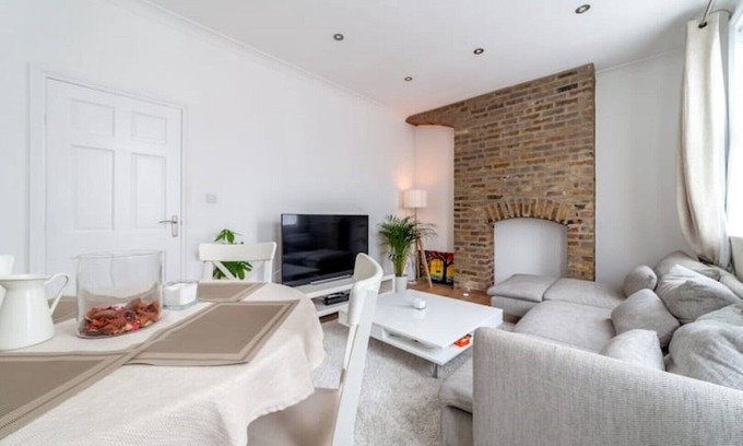 Sudbury Apartment | 2 Bedroom Duplex Apartment