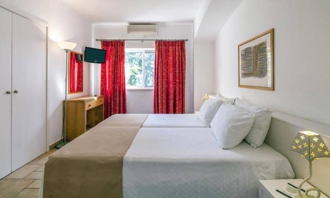 Quinta do Lago Villa | 2 Bedroom Familiar Villa in Quinta do Lago