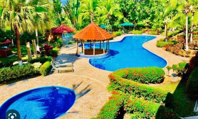 Damas Apartment | 2 Bedroom Family Apartment near Manuel Antonio with pool, tennis, BBQ, Free WIFI