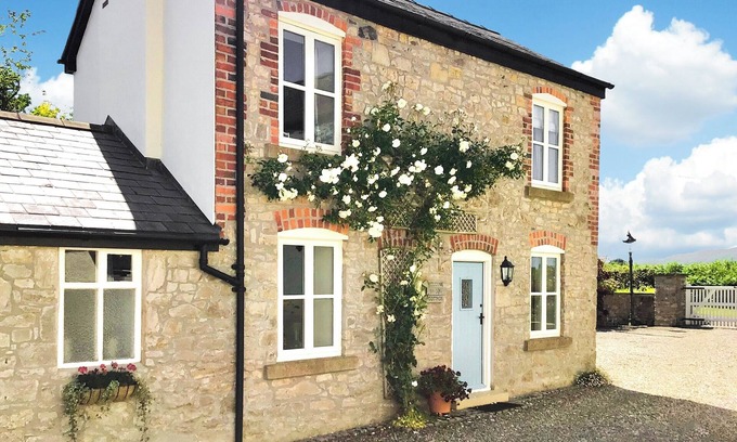 Holywell Cottage | 2 bedroom accommodation in Babell near Holywell
