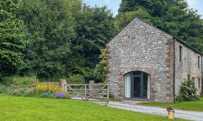 Blackwell in the Peak Cottage | 2 bedroom accommodation in Blackwell in the Peak, near Buxton